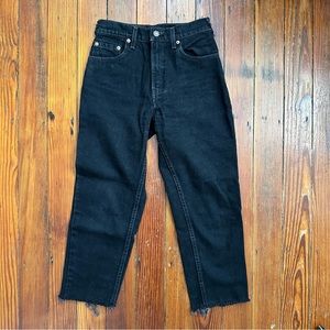 Vintage Levi’s 550 black cropped jeans